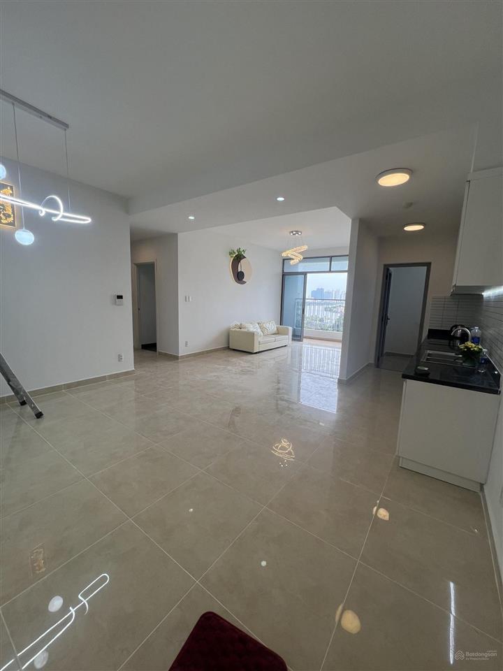 Bán căn hộ opal garden, 5,5 tỷ, 90m2, 3pn, 2wc, view đẹp, hot