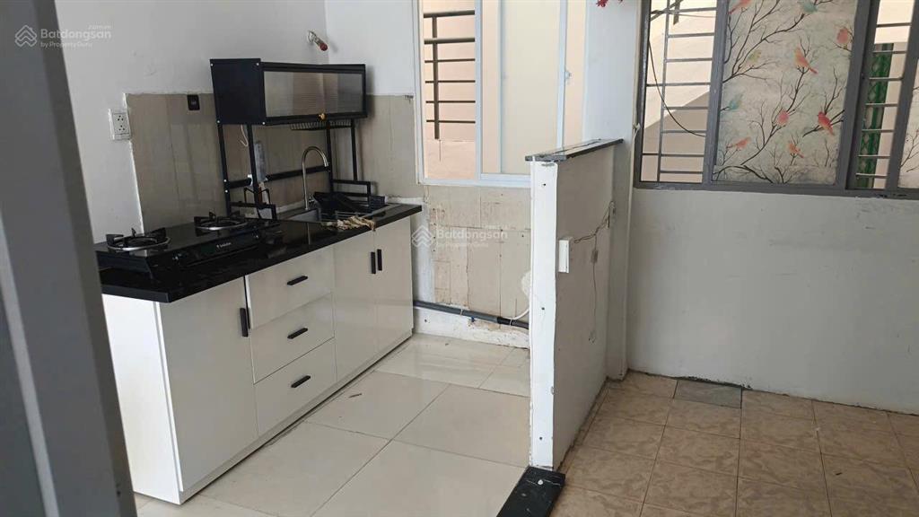 Bán căn hộ chung cư 2pn, 1wc giá 1,99 tỷ, 60m2 tại đường 23, hiệp bình chánh, thủ đức, hcm