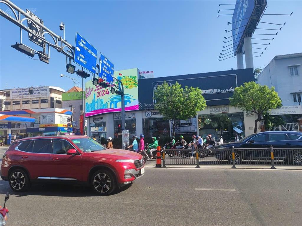 Cần bán nhà góc 2 mặt tiền đường nguyễn văn trỗi, phú nhuận, hồ chí minh