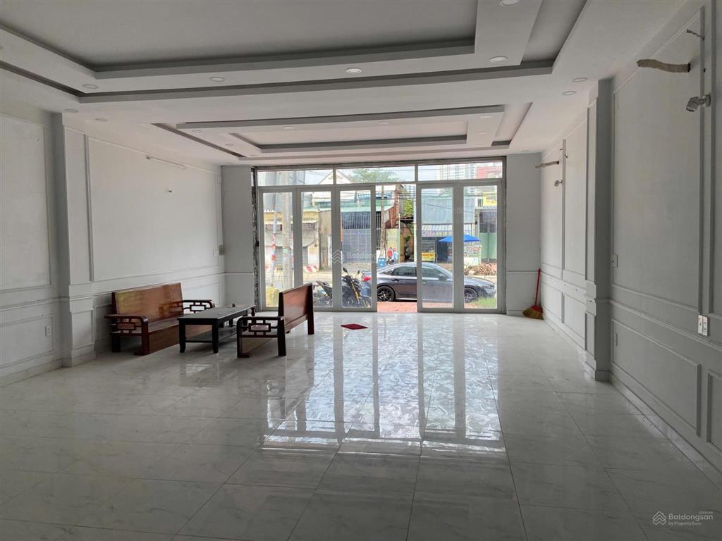 Bán nhà mặt tiền kinh doanh đường hoàng hữu nam, ngay metro, bến xe miền đông mới quận 9