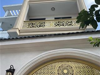 Cho thuê nhà dạng phòng dịch vụ đầy đủ tiện nghi 25m giá 4 tr,  0915 698 ***