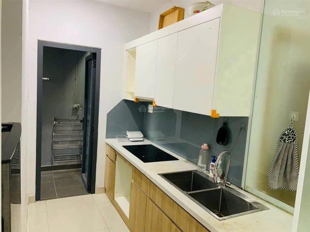 Cho thuê căn hộ la astoria 2pn1wc ngay mặt tiền nguyễn duy trinh giá 11 tr full nội thất 0915 698 ***