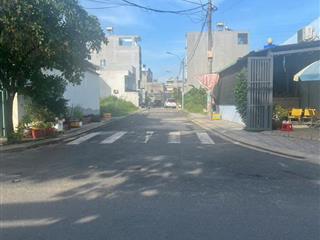 Bán đất đường 970 diện tích 63,3m2 ngang 4,9m giá 4,89 tỷ, đường trước nhà 8m,  0915 698 ***