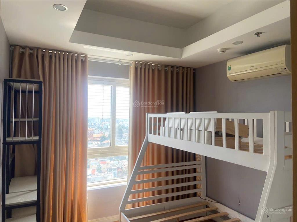 Bán căn hộ homyland 2 ngay mặt tiền nguyễn duy trinh 82m2 căn góc 2pn2wc giá 4,5 tỷ  0915 698 ***