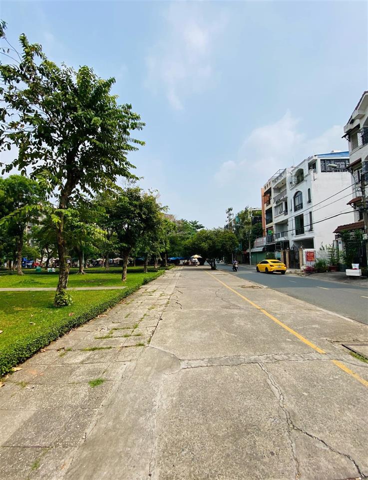 Cần bán 5 lô đất khu vực dự án khu mười mẫu giá từ 11.5 tỷ12.513,9521.5 tỷ  0915 698 ***