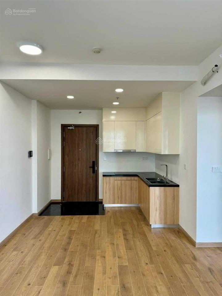 Bán căn akari 61m2 phase2, nhà mới 100%. giá 3.385 tỷ. hỗ trợ vay lãi suất 5.5% cố định 3 năm