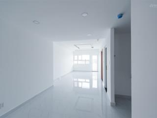 Cho thuê căn hộ cuối đường võ văn kiệt. 2pn 2wc nhà trống. giá thuê 6 triệu, miễn phí quản lý
