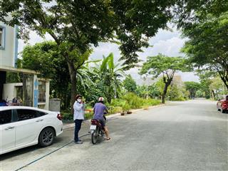 Gia đình bán lỗ 1 nền 6x20=120m2 trục chính, cam kết giá thật 40tr bao hết ở ngay sổ hồng xem ngay