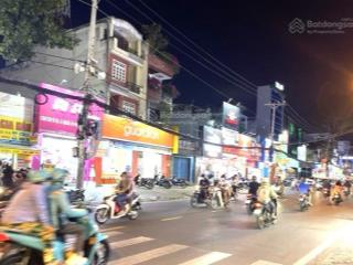 Nhà mặt tiền, 4 lầu đã hoàn công vừa ở vừa kinh doanh, gần vincom lê văn việt, nhỉnh 7,5 tỷ