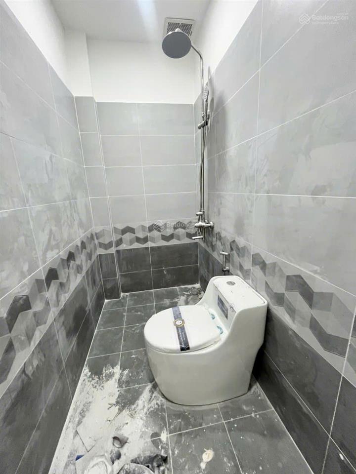 Nhà 1 trệt 1 lầu hẻm đường quang trung, kề trường hoa lư. tăng nhơn phú b, q 9, dt 60m²/4.8tỷ tl.