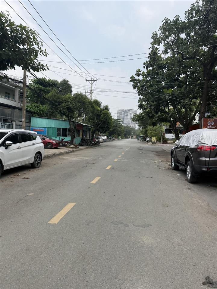 Bán đất 6x22m = 130m mặt tiền đường 20m hiệp bình chánh, thủ đức giá 14,2 tỷ
