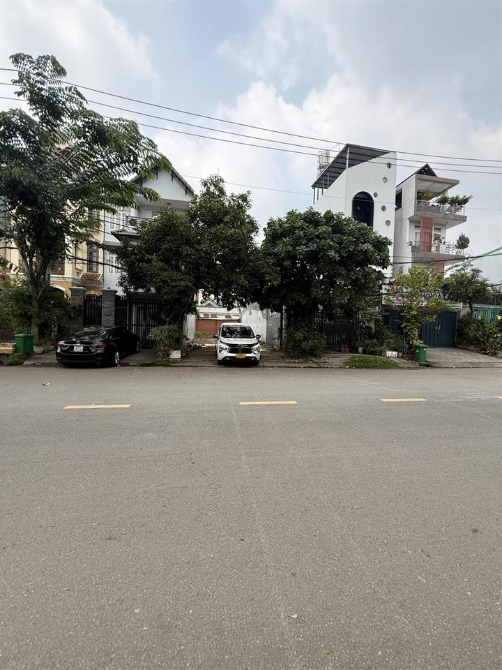 Bán đất 6x22m = 130m mặt tiền đường 20m hiệp bình chánh, thủ đức giá 14,2 tỷ