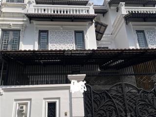 Biệt thự 3 tầng đường hà huy giáp, phường tx, q 12, dt 81m2 (6,2mx13m) đường 12m , giá  7,4tỷ