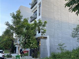 Chính chủ bán đất đường hoàng trọng mậu  khu bãi tắm sơn thuỷ . đường 7.5m .   0902 211 ***
