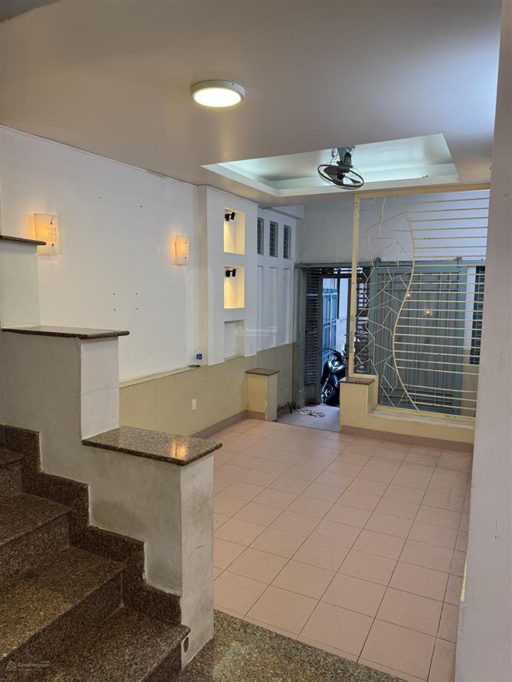 Bán gấp nr 4pn, 3wc tại lý chính thắng, 46m2, dtsd 125m2, 7,3 tỷ