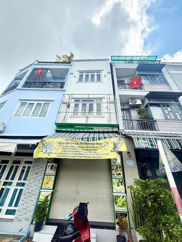 Bán nhà mặt phố nguyễn xí, 6,25 tỷ, 22,2m2, 3pn, 3wc, 4 tầng, phong thủy đẹp
