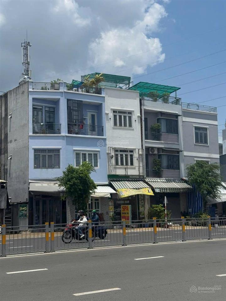 Bán nhà mặt phố nguyễn xí, 6,25 tỷ, 22,2m2, 3pn, 3wc, 4 tầng, phong thủy đẹp