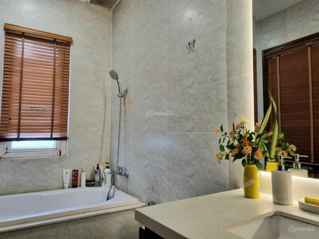 Chính chủ bán nhà phố melosa khang điền 6x18m nội thất đầy đủ. sổ hồng riêng. gọi ngay 0982 667 ***