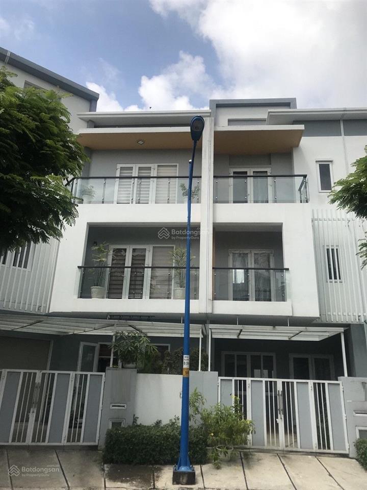 Chính chủ bán nhà phố mega village view hồ bơi. diện tích 95m2. sổ hồng gọi 0982 667 *** mr phan điền