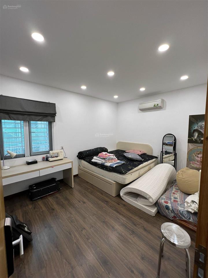 Chính chủ bán nhà phố mega ruby diện tích 80m2. nội thất. view thoáng  gọi 0982 667 *** phan điền