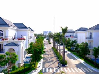Chính chủ bán biệt thự the venica 10x25m view hồ bơi. nội thất đầy đủ. gọi 0982 667 *** mr phan điền