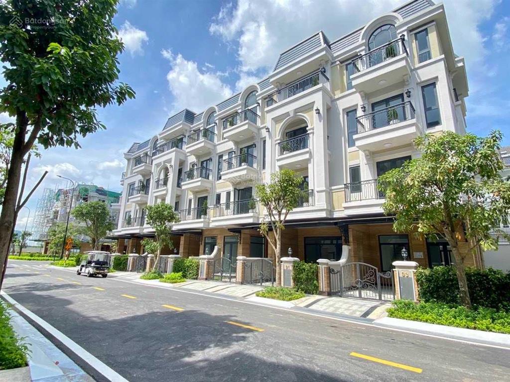 Chính chủ bán nhà phố the classia 5x18m. nhà thô. giá bán 16 tỷ. gọi ngay 0982 667 *** phan điền