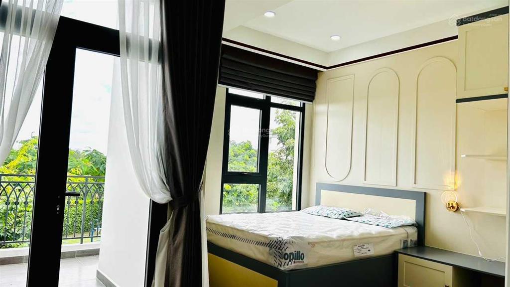 Chính chủ cho thuê nhà phố verosa park 5x17m full nội thất. view hồ bơi. gọi ngay 0982 667 ***