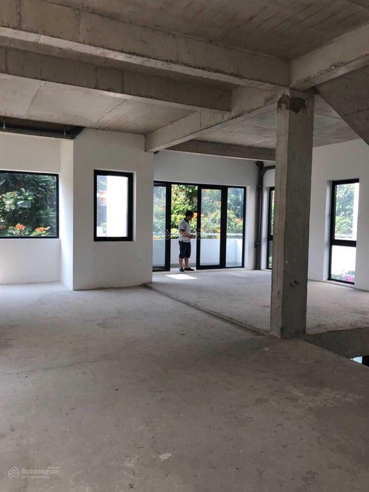 Chính chủ bán biệt thự đơn lập lucasta khang điền 320m nhà thô, sổ hồng. 0982 667 *** mr phan điền