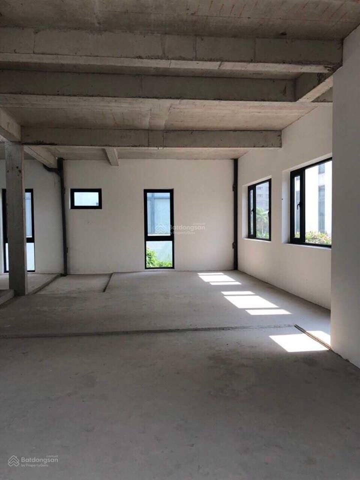 Chính chủ bán biệt thự đơn lập lucasta khang điền 320m nhà thô, sổ hồng. 0982 667 *** mr phan điền