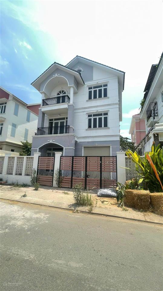 Chính chủ bán biệt thự đường liên phường đối diện merita khang điền. sổ hồng riêng. ngang 15x18m