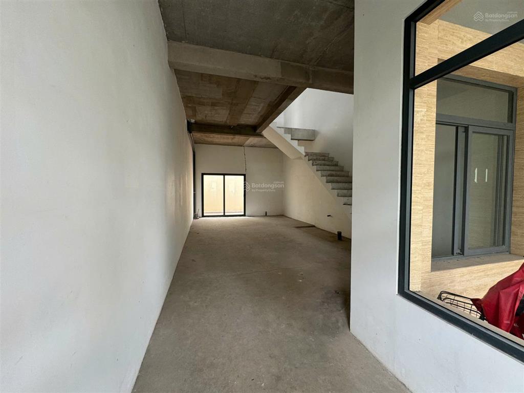 Chính chủ bán nhà phố verosa khang điền 5x17m view công viên thoáng. không đối nhà. gọi 0982 667 ***