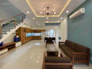 Chính chủ cho thuê nhà phố melosa 5x16m hoàn thiện nội thất đầy đủ. gọi 0982 667 *** mr phan điền
