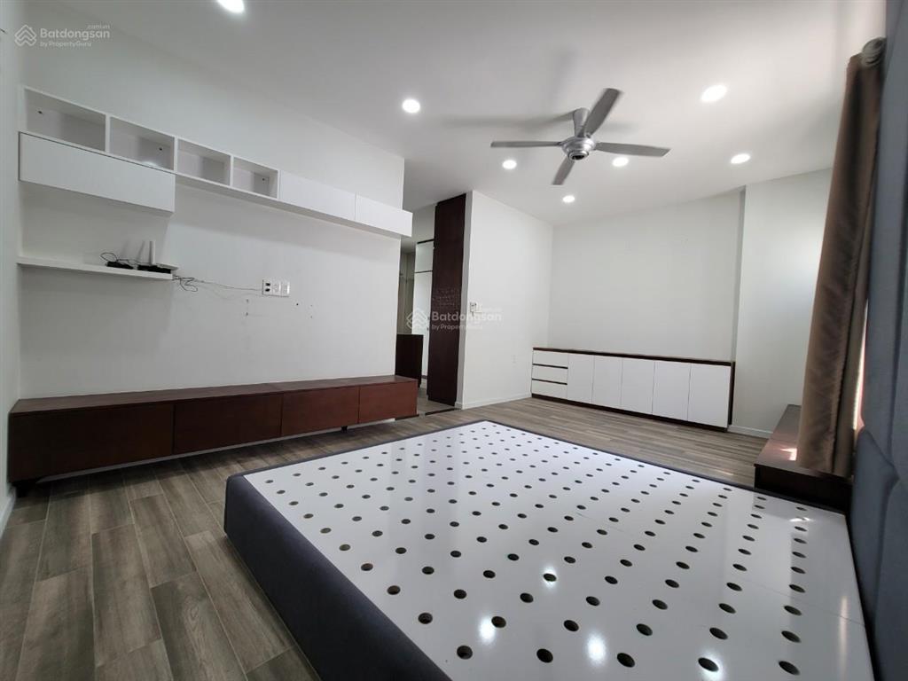 Chính chủ bán nhà phố melosa khang điền 5x23m. gần hồ bơi. sổ hồng riêng. gọi 0982 667 ***