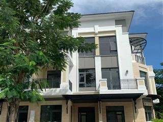 Chính chủ bán nhà phố verosa park 6x17m. thiết kế 4 tầng. hoàn thiện bên ngoài. gọi 0982 667 ***
