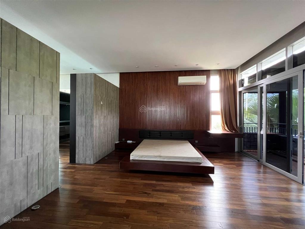 Chính chủ cần bán gấp biệt thự riviera cove, dt 502m2, nội thất cao cấp, gọi ngay o982667473