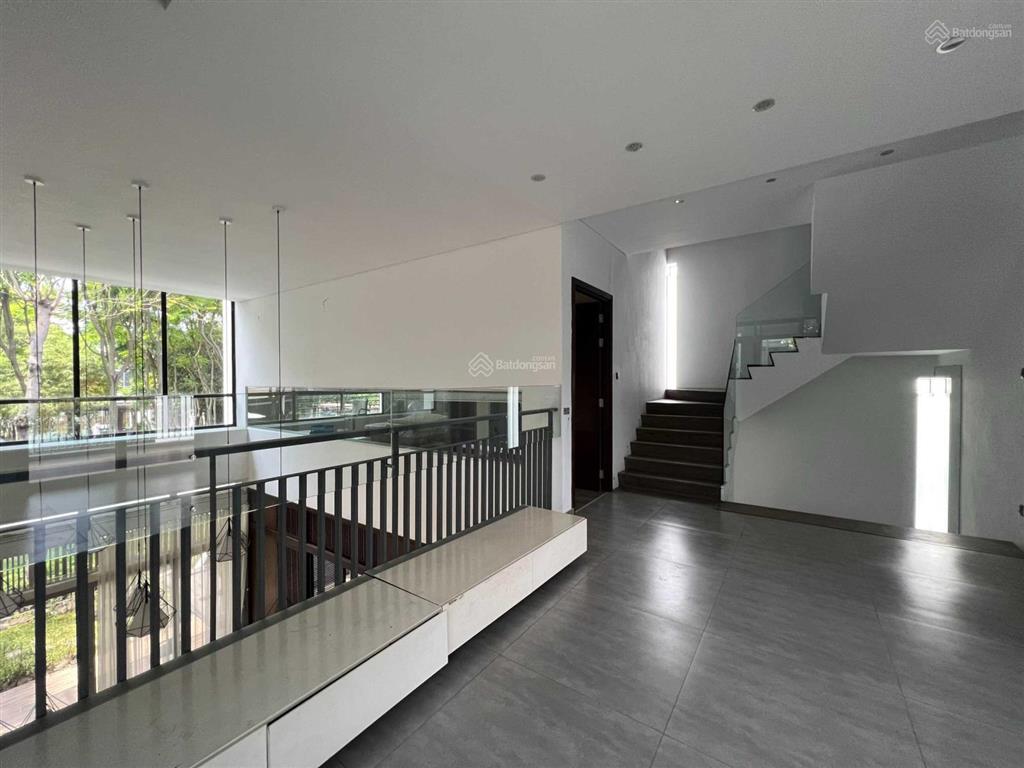 Chính chủ cần bán gấp biệt thự riviera cove, dt 502m2, nội thất cao cấp, gọi ngay o982667473