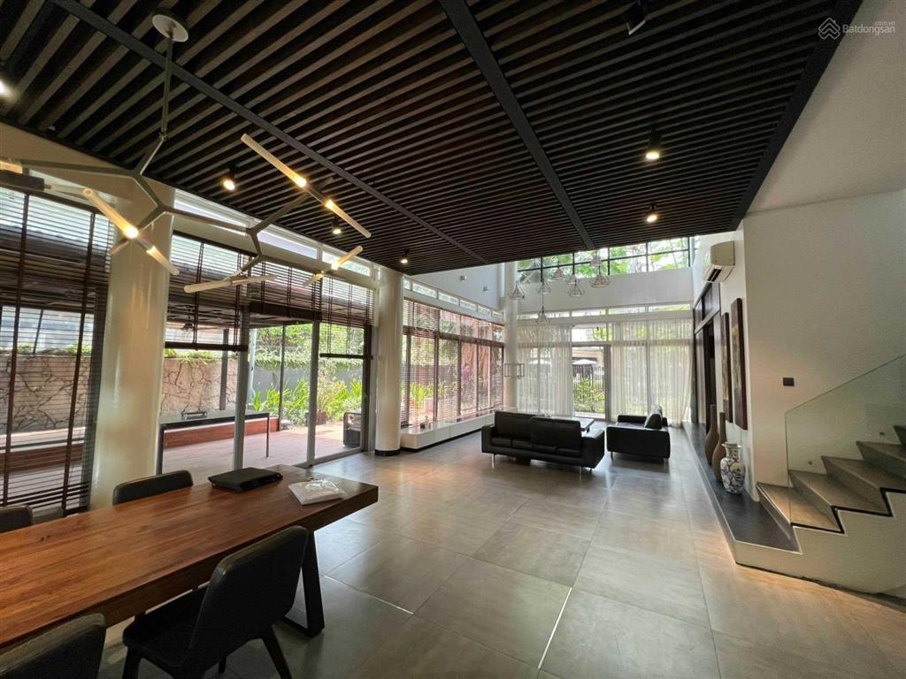 Chính chủ cần bán gấp biệt thự riviera cove, dt 502m2, nội thất cao cấp, gọi ngay o982667473