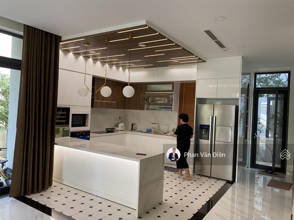 Phan điền bán biệt thự lucasta 175m2 nội thất đầy đủ. đang có hợp đồng thuê 35tr. gọi 0982 667 ***