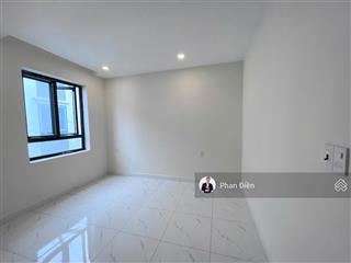 Chính chủ bán nhà phố simcity diện tích 80m2. hoàn thiện cơ bản.đường trước nhà 16m. gọi 0982 667 ***