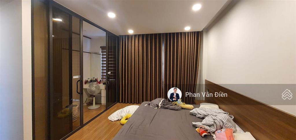 Chính chủ bán nhà phố mega village 8x14,5m. nội thất đầy đủ. gần hồ bơi. gọi ngay 0982 667 ***