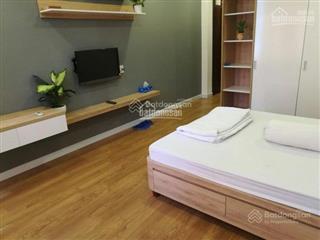 Khai trương phòng đầy đủ nội thất hiện đại ban công thoáng máy giặt riêng trần hưng đạo quận 5