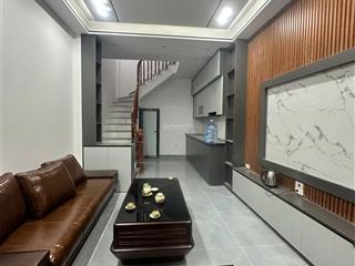 Nhà mới sát nam từ liêm mà giá thì dễ chịu vô cùng, nội thất xin sò có bảo hành 5,38 tỷ