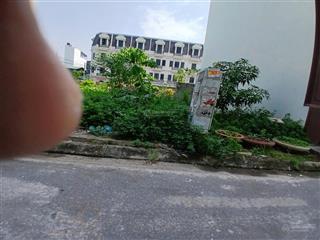 Chỉ nhỉnh 8 tỷ, đất dịch vụ trũng trên, lai xá, diện tích xinh, vị trí tốt, quy hoạch tiềm năng.