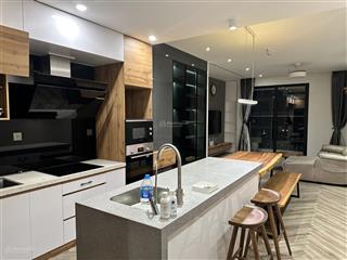 Bán căn góc 3pn ban công nam, có suất để ô tô tại toà t5 vinhomes times city.