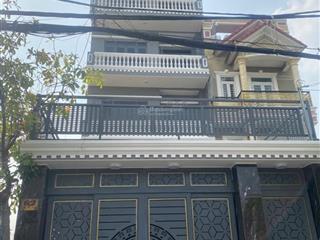 Bán toà nhà chdv mặt tiền ngay trung tâm quận 9, sát lê văn việt