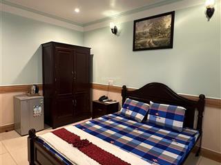 Cho thuê phòng nghỉ chuẩn khách sạn mặt tiền 30/4