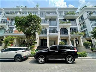 Hot! chính chủ gửi bán nhà thô kế trung tâm thương mại 7x20m, hầm + 4 lầu giá 28.8tỷ vạn phúc city