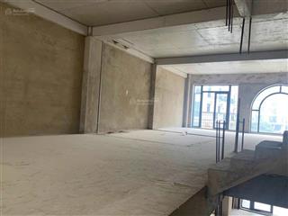 Nhà thô sổ hồng giá tốt  vị trí đẹp 7x20m hầm + 4 lầu kế trung tâm thương mại vạn phúc city
