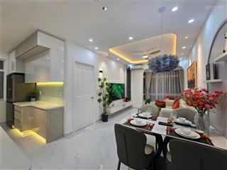 Căn hộ nội thất mới 100% dt 68m2, 2pn 2wc chung cư sky garden 3, phú mỹ hưng, q7