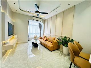 Căn hộ dt 81m2, 3pn 2wc nội thất đẹp cao cấp tại chung cư sky garden , q7